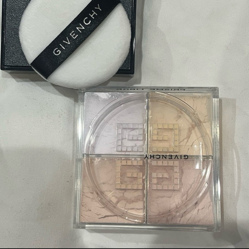 Givenchy Prisme Libre Loose Setting Powder Shade 2: Satin Blanc